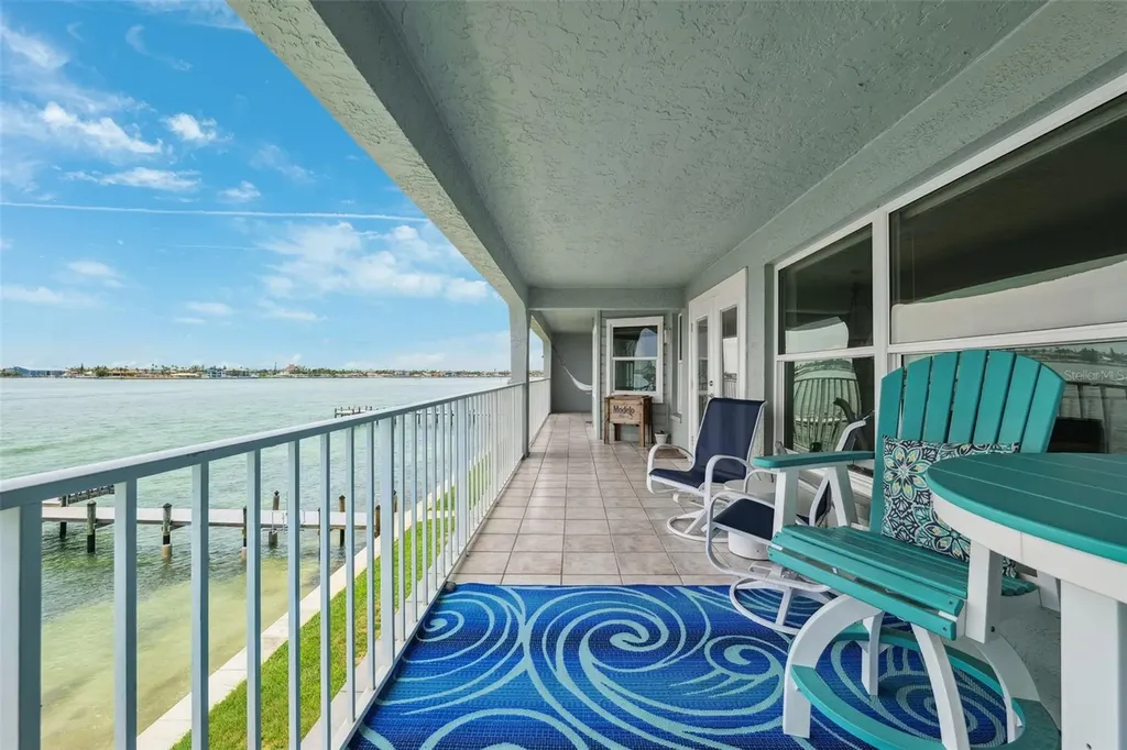 380 8th Avenue N Tierra Verde FL 33715