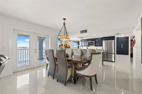 380 8th Avenue N Tierra Verde FL 33715