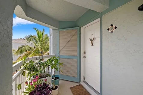 380 8th Avenue N Tierra Verde FL 33715