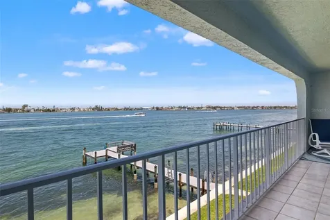 380 8th Avenue N Tierra Verde FL 33715