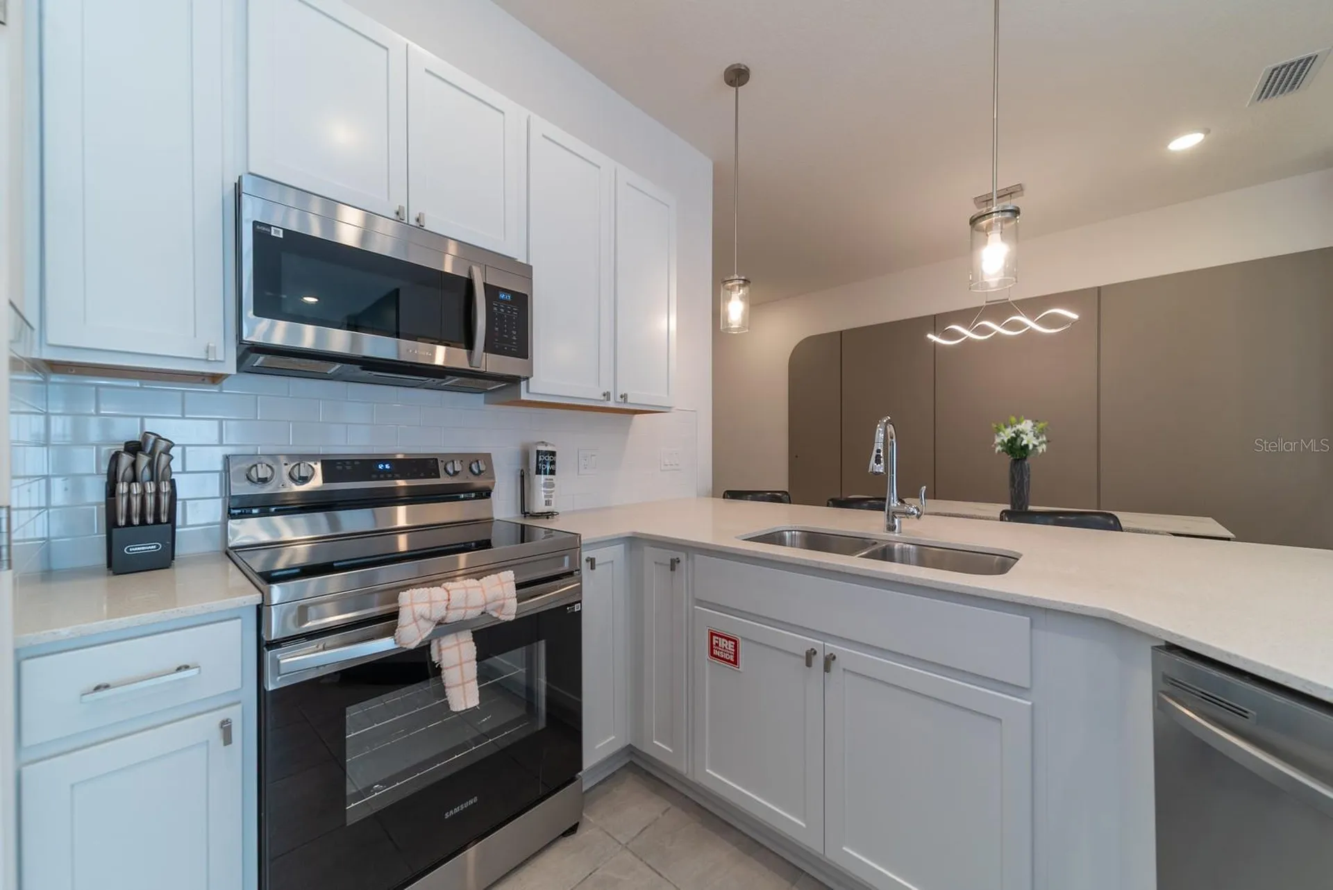 10364 Ebb Tide Lane Orlando FL 32821