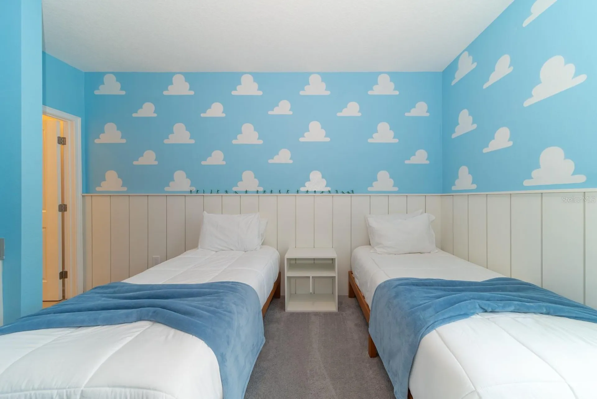 10364 Ebb Tide Lane Orlando FL 32821