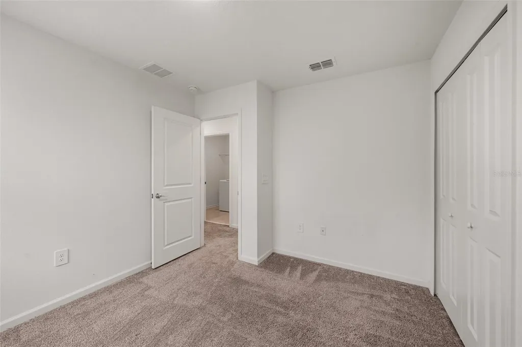942 Jackson Avenue Davenport FL 33837
