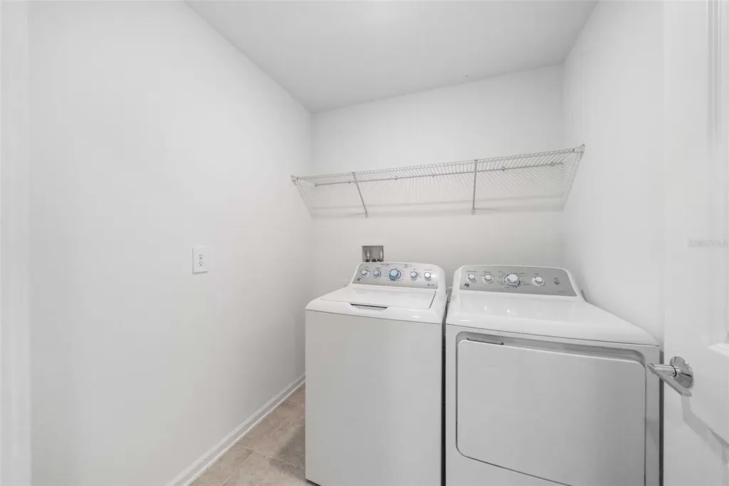 942 Jackson Avenue Davenport FL 33837
