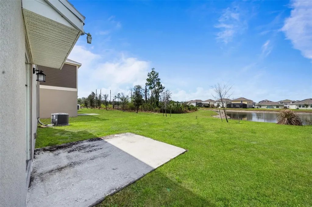942 Jackson Avenue Davenport FL 33837