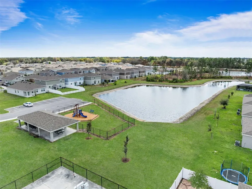 942 Jackson Avenue Davenport FL 33837