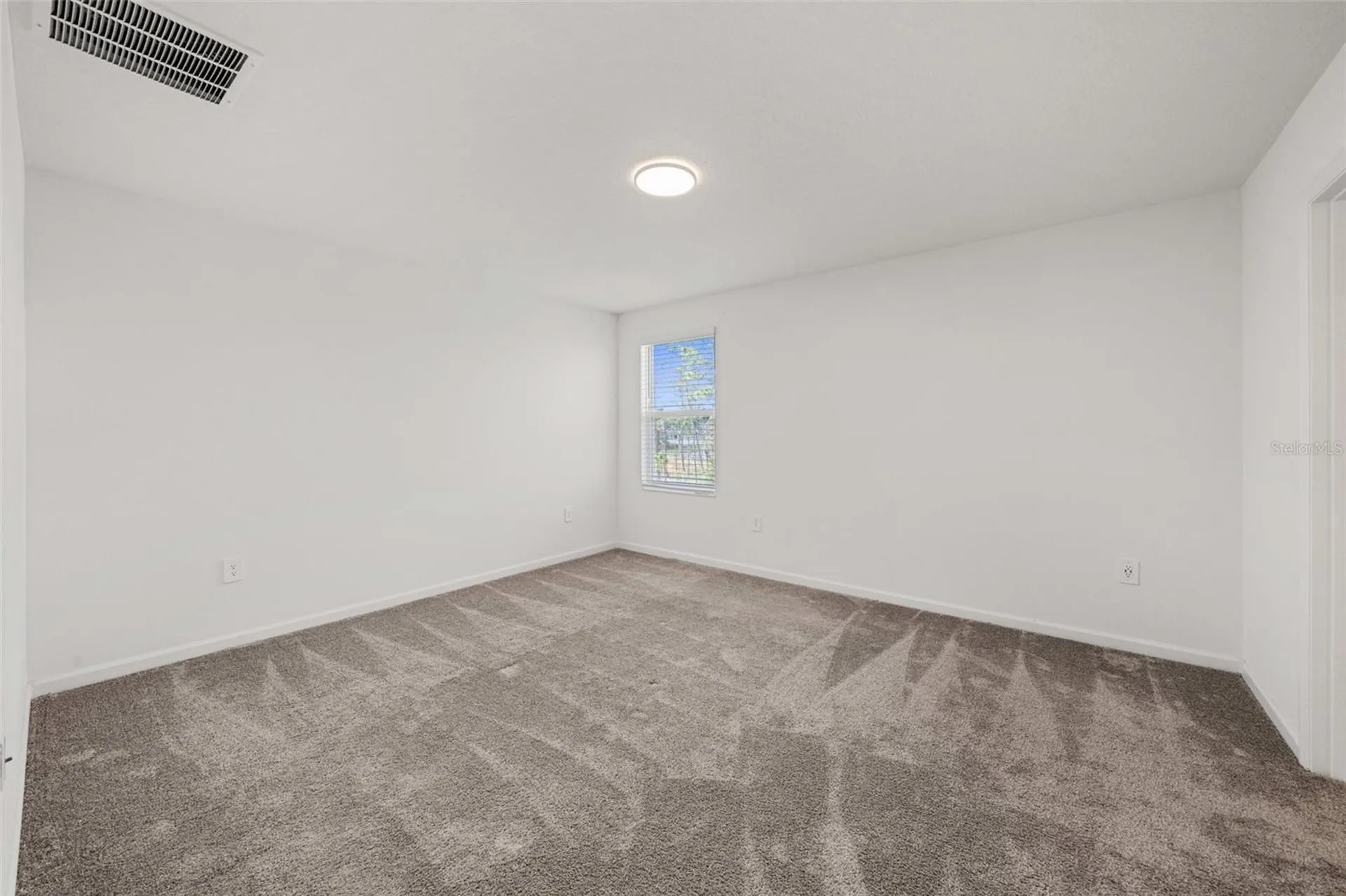 942 Jackson Avenue Davenport FL 33837