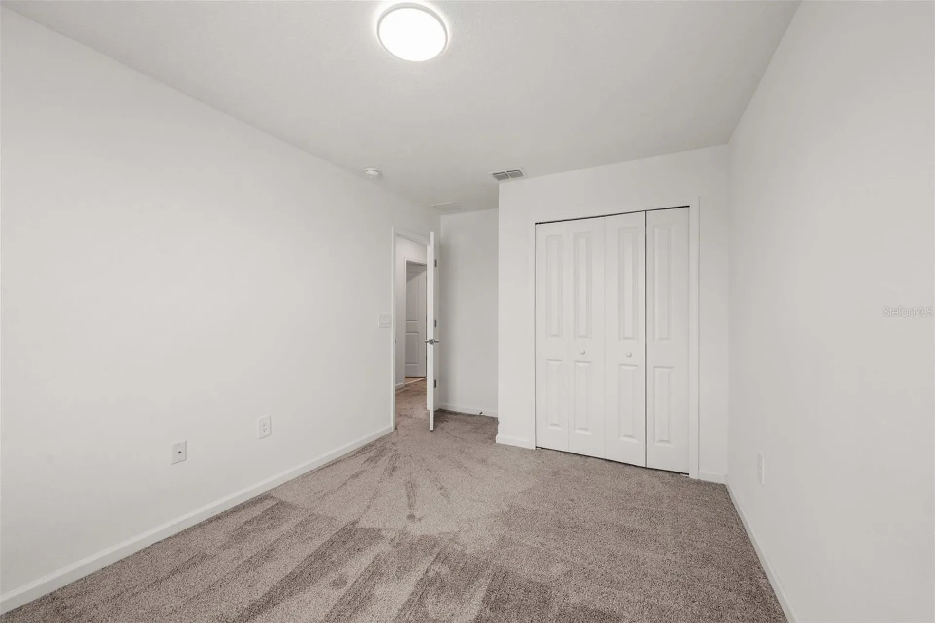 942 Jackson Avenue Davenport FL 33837