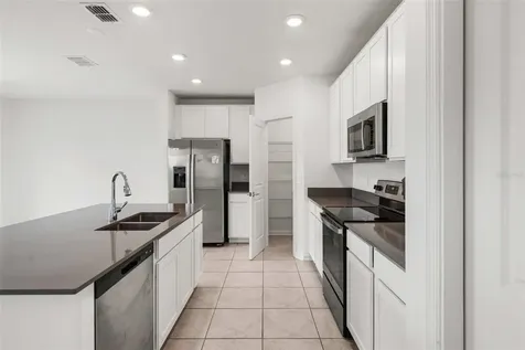 942 Jackson Avenue Davenport FL 33837