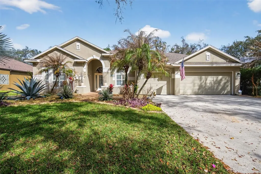 15020 Eaglerise Drive Lithia FL 33547