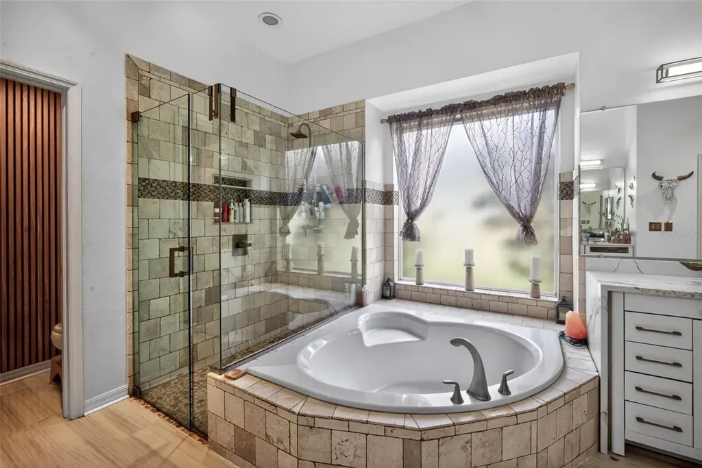 15020 Eaglerise Drive Lithia FL 33547