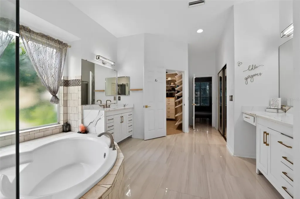 15020 Eaglerise Drive Lithia FL 33547