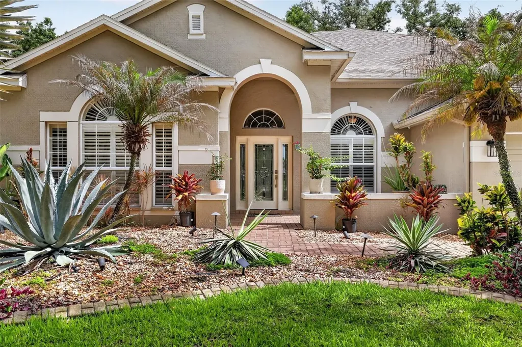 15020 Eaglerise Drive Lithia FL 33547