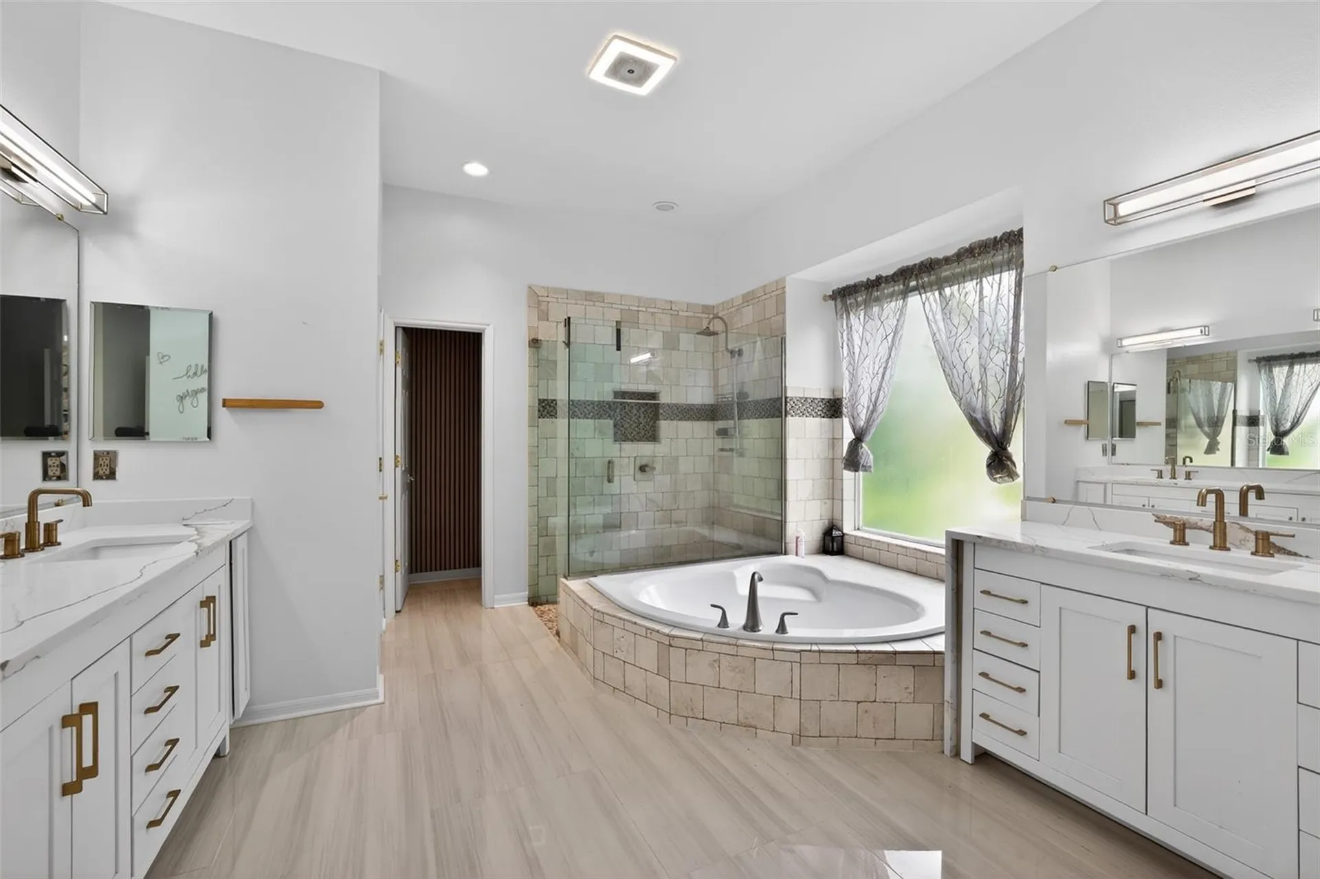 15020 Eaglerise Drive Lithia FL 33547