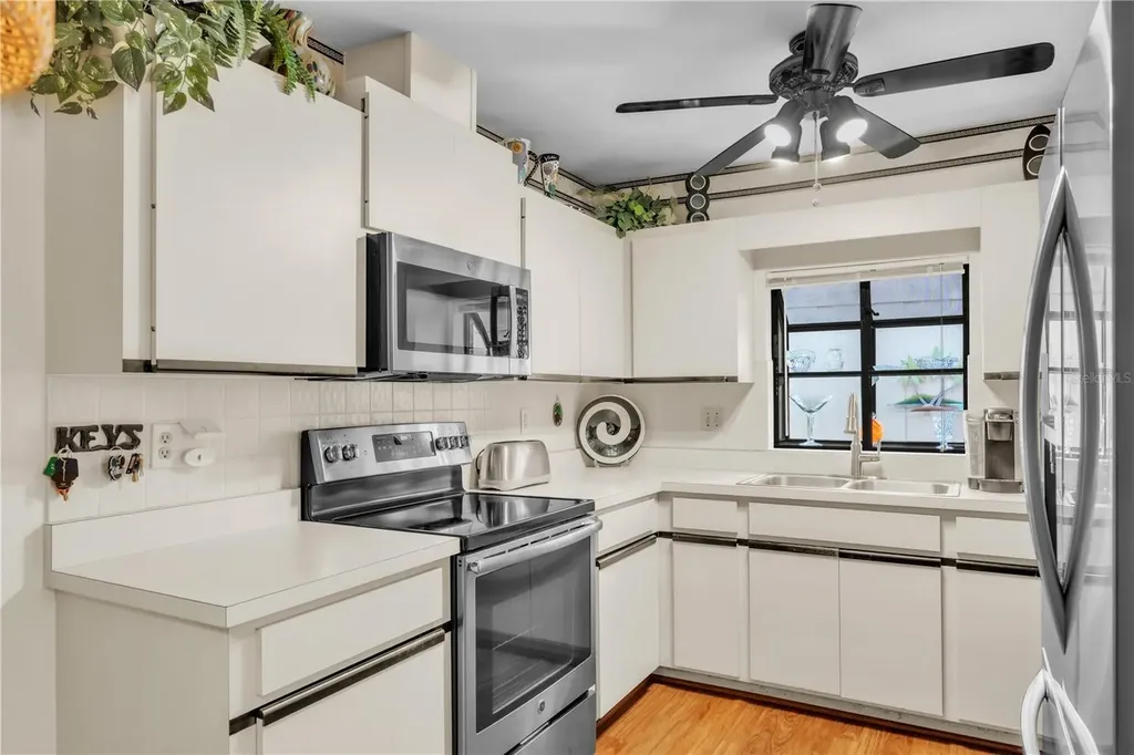 7625 4th Avenue W Bradenton FL 34209