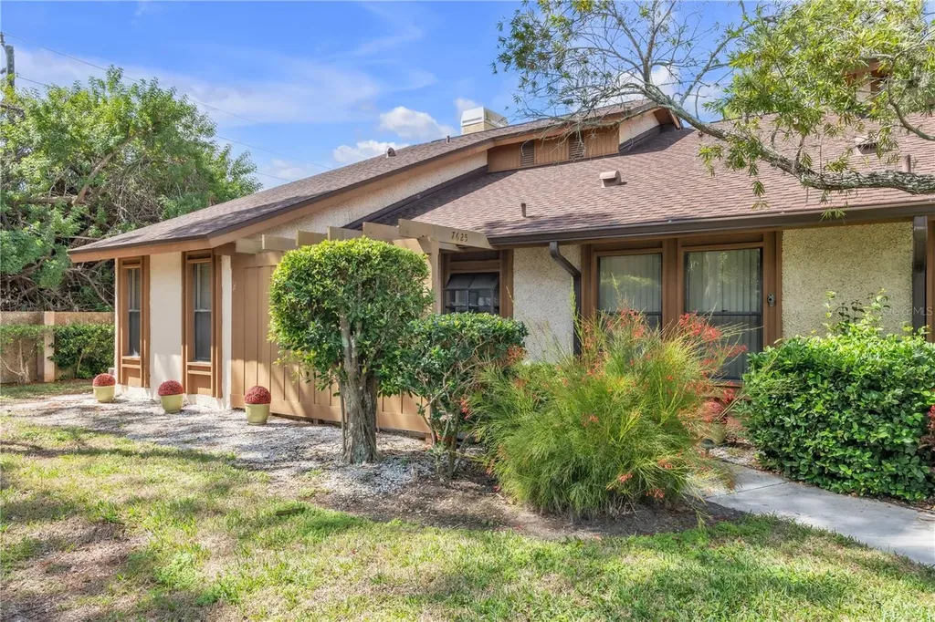 7625 4th Avenue W Bradenton FL 34209