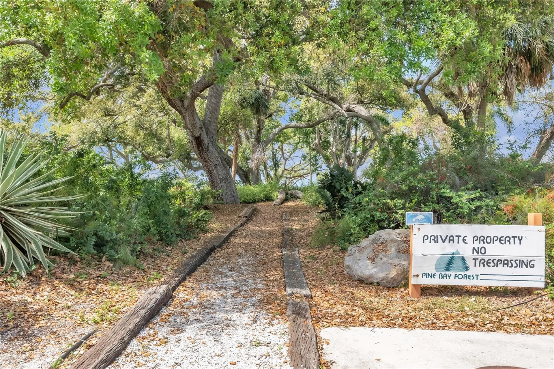 7625 4th Avenue W Bradenton FL 34209