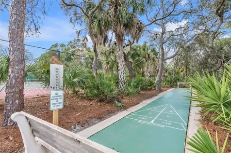 7625 4th Avenue W Bradenton FL 34209