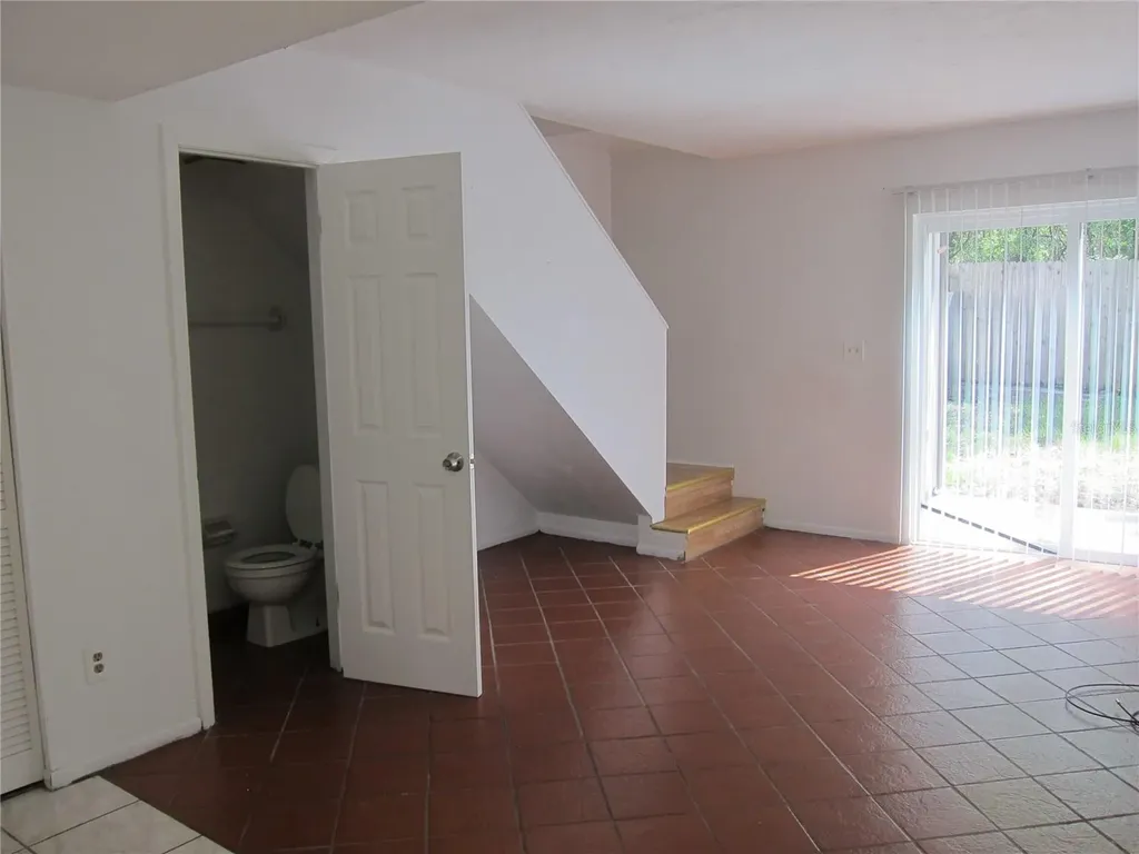 6417 SW 9th Avenue Gainesville FL 32607