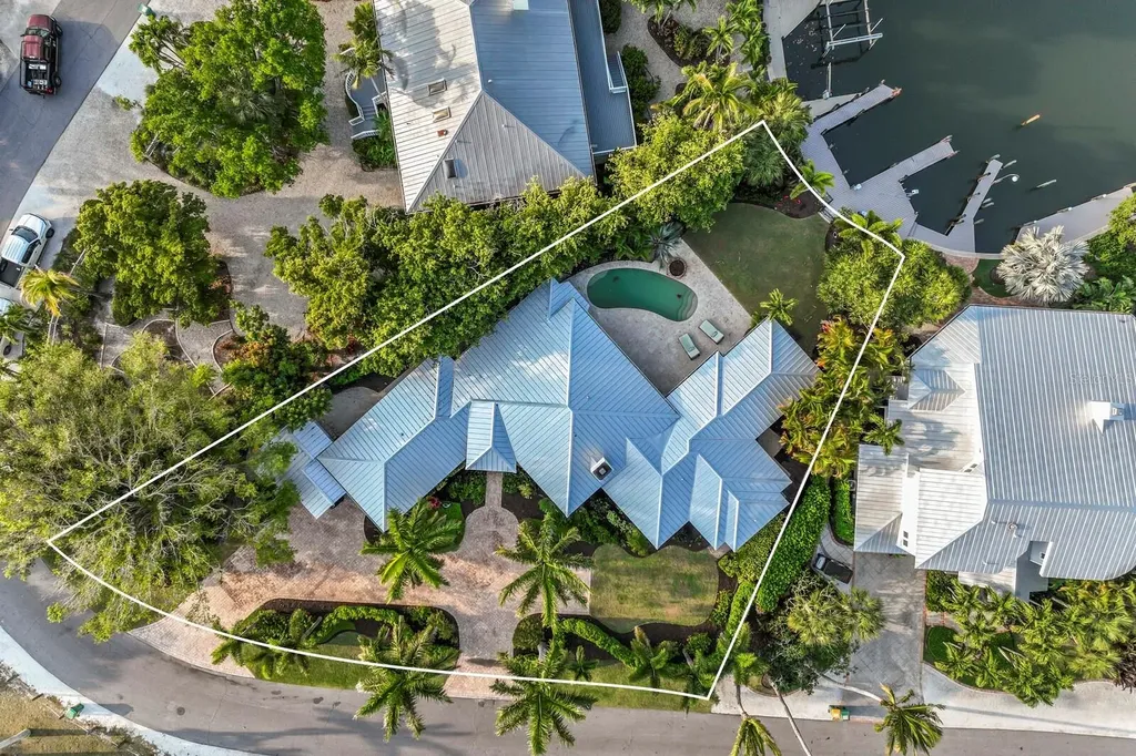 252 Waterways Avenue Boca Grande FL 33921