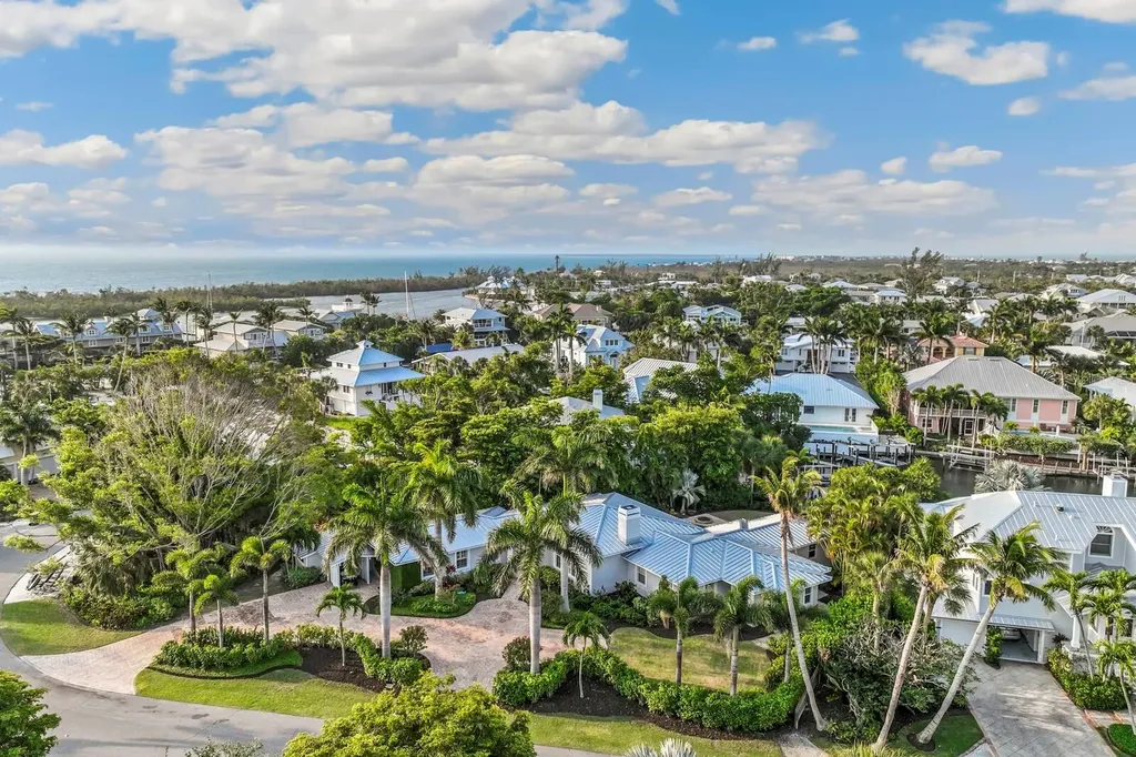 252 Waterways Avenue Boca Grande FL 33921