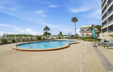 840 The Esplanade N Venice FL 34285