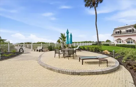 840 The Esplanade N Venice FL 34285
