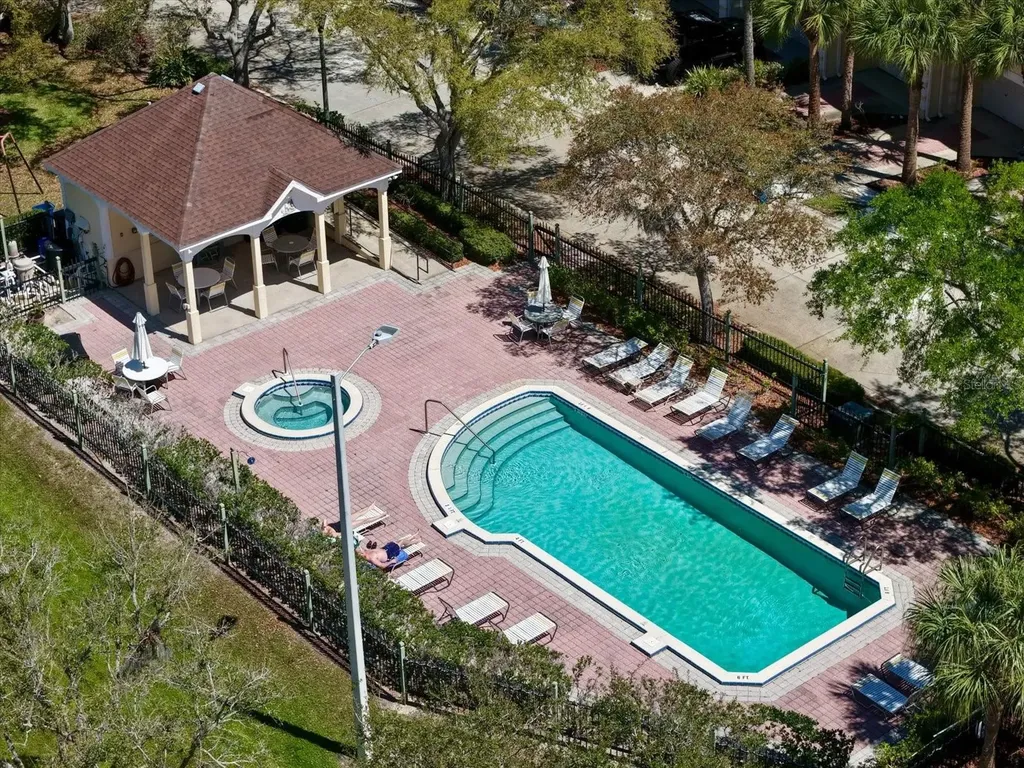 108 Brent Circle Oldsmar FL 34677