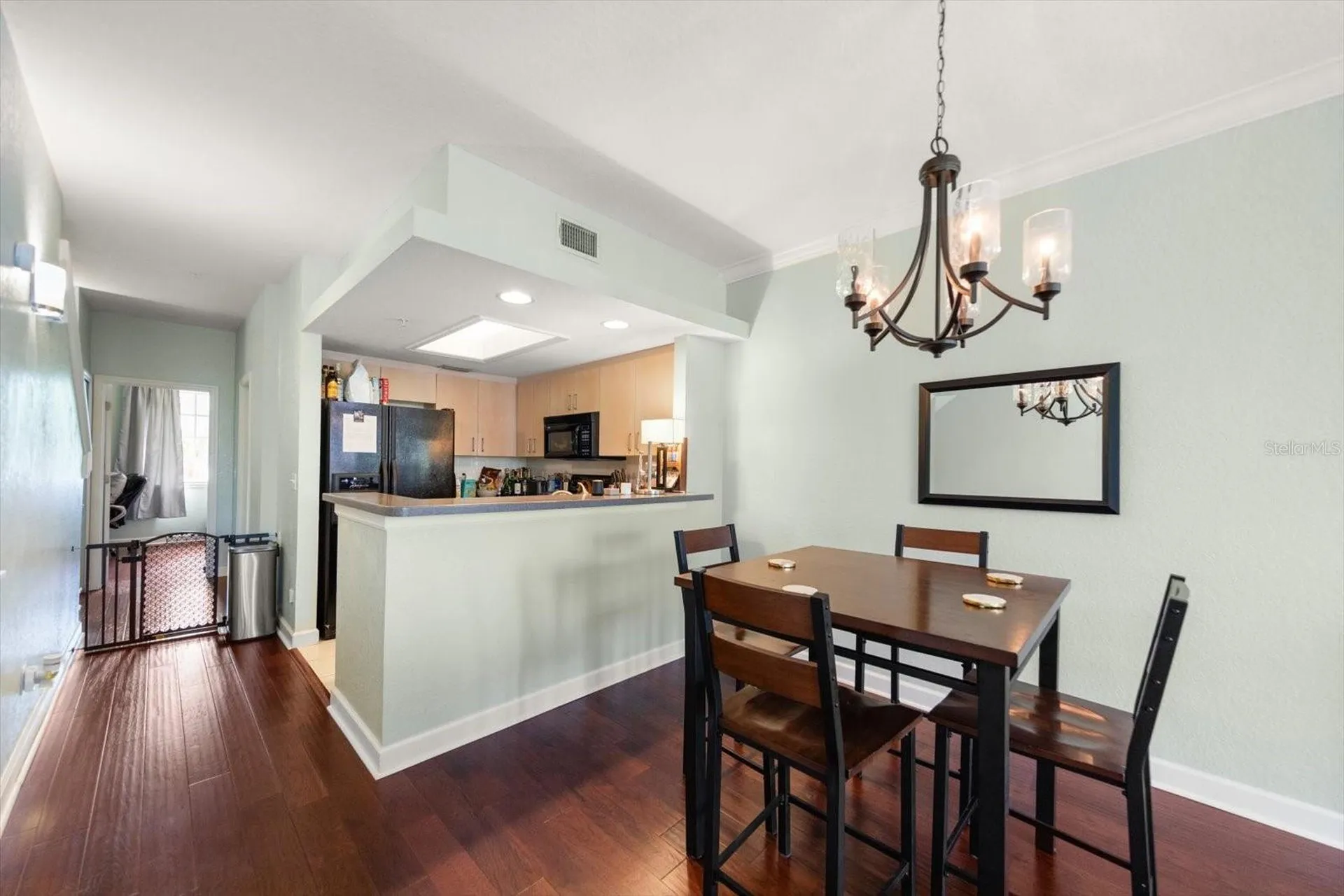 108 Brent Circle Oldsmar FL 34677