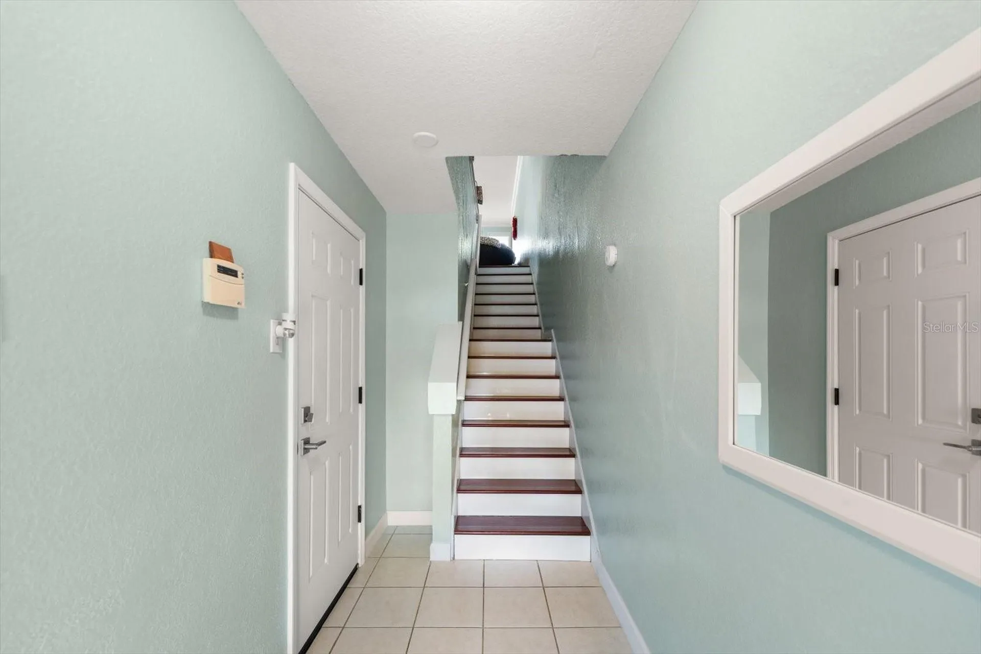 108 Brent Circle Oldsmar FL 34677