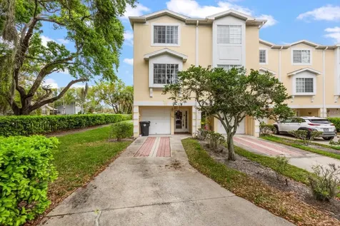 108 Brent Circle Oldsmar FL 34677
