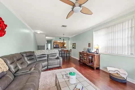 108 Brent Circle Oldsmar FL 34677