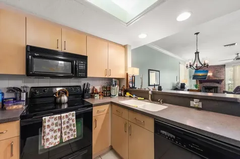 108 Brent Circle Oldsmar FL 34677