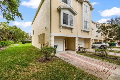 108 Brent Circle Oldsmar FL 34677