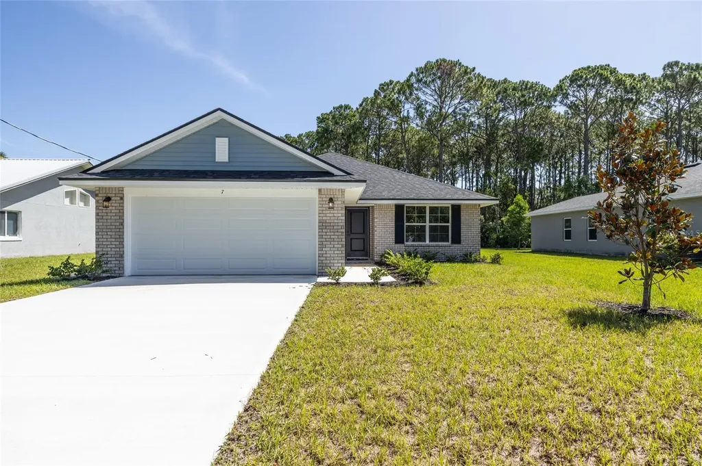 7 Ullynn Place Palm Coast FL 32164