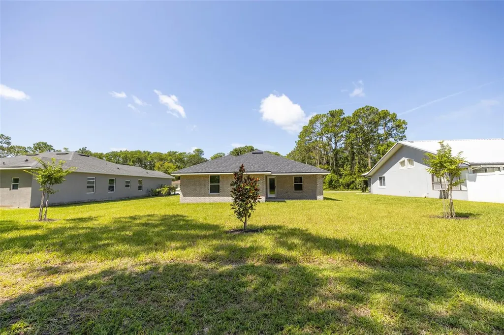 7 Ullynn Place Palm Coast FL 32164