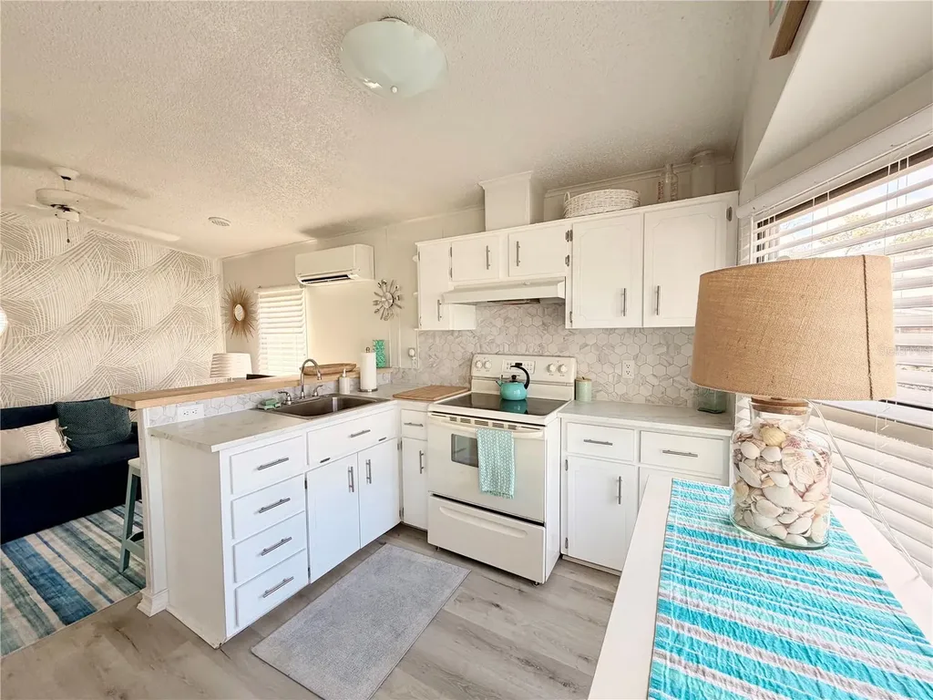 2201 S Ridgewood Avenue Edgewater FL 32141