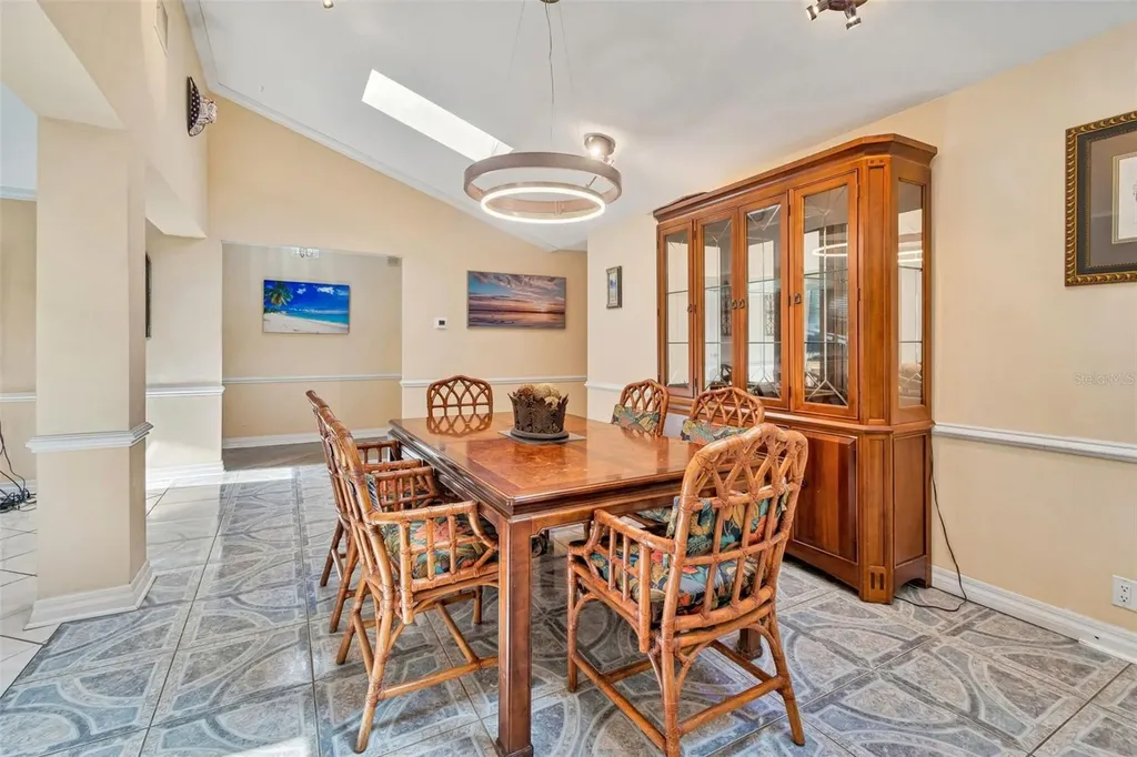 1807 Oak Forest Drive S Clearwater FL 33759