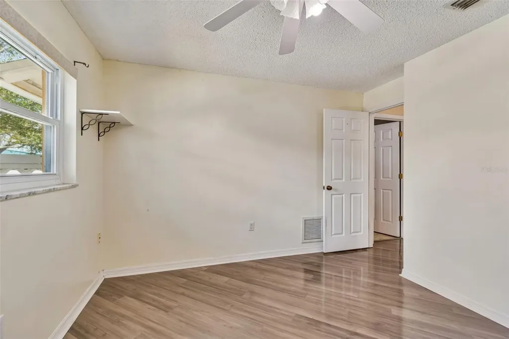 1807 Oak Forest Drive S Clearwater FL 33759