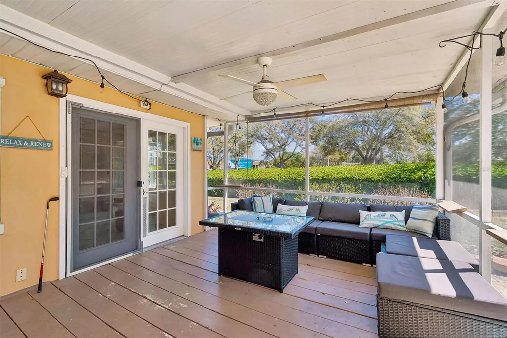 1807 Oak Forest Drive S Clearwater FL 33759