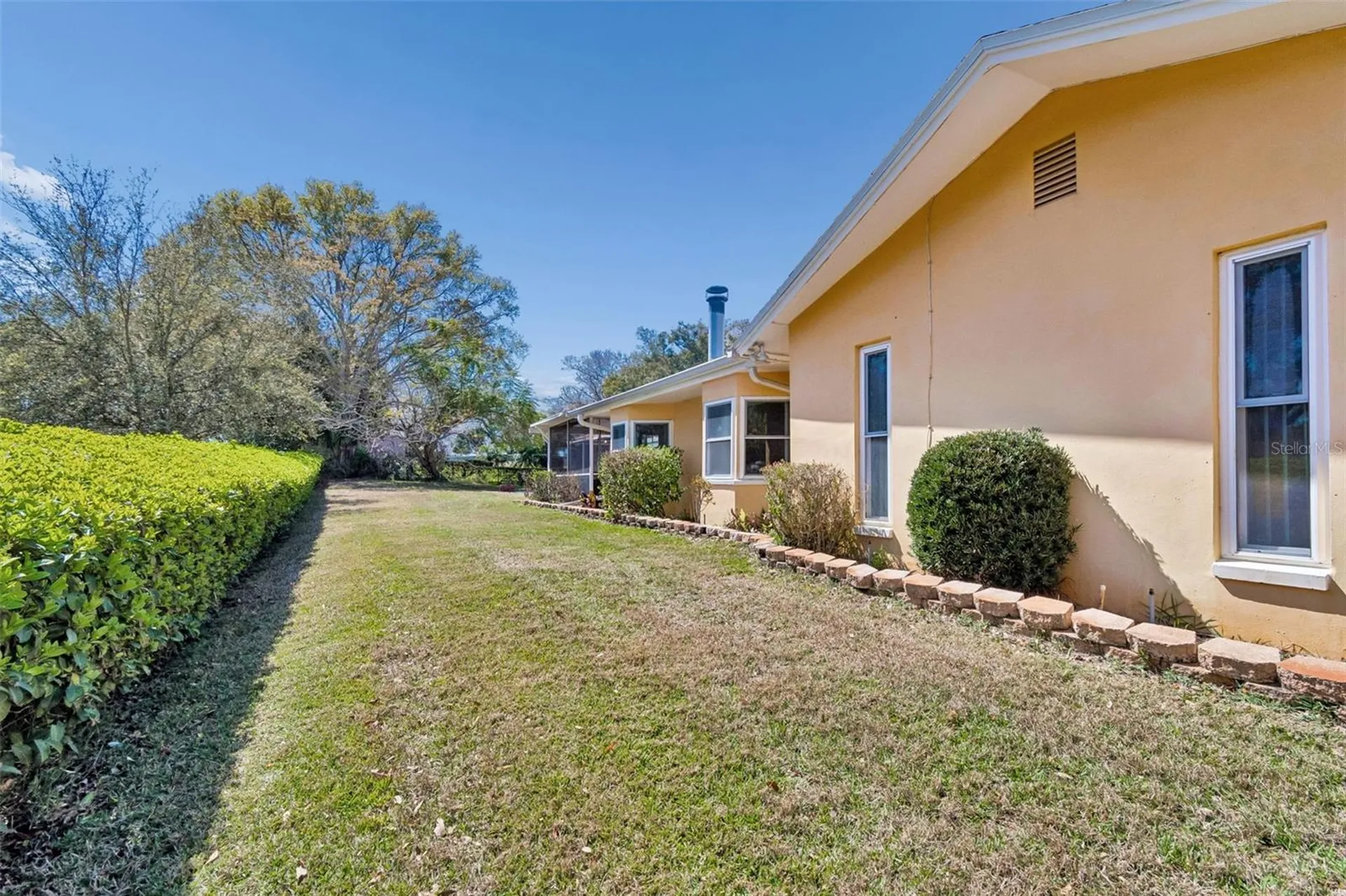 1807 Oak Forest Drive S Clearwater FL 33759