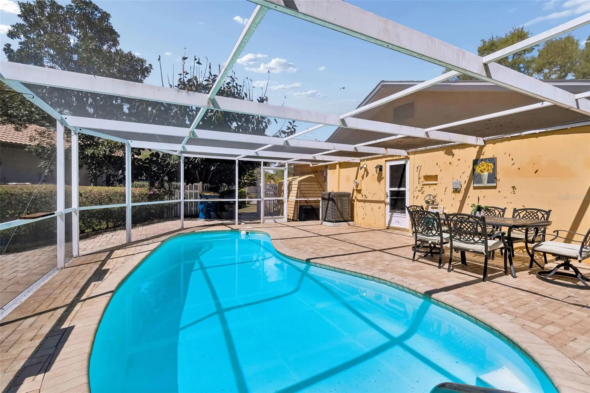 1807 Oak Forest Drive S Clearwater FL 33759