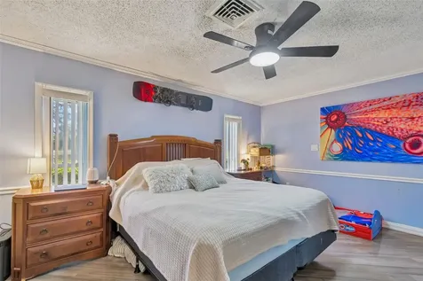 1807 Oak Forest Drive S Clearwater FL 33759