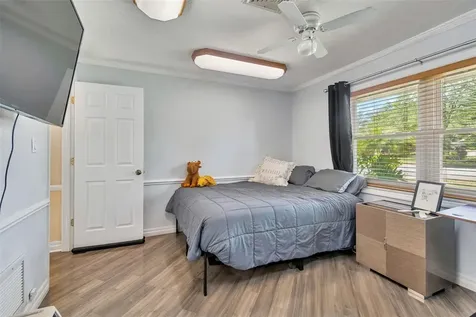 1807 Oak Forest Drive S Clearwater FL 33759