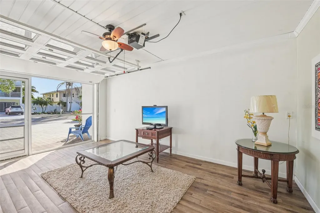 2908 Avenue C Holmes Beach FL 34217