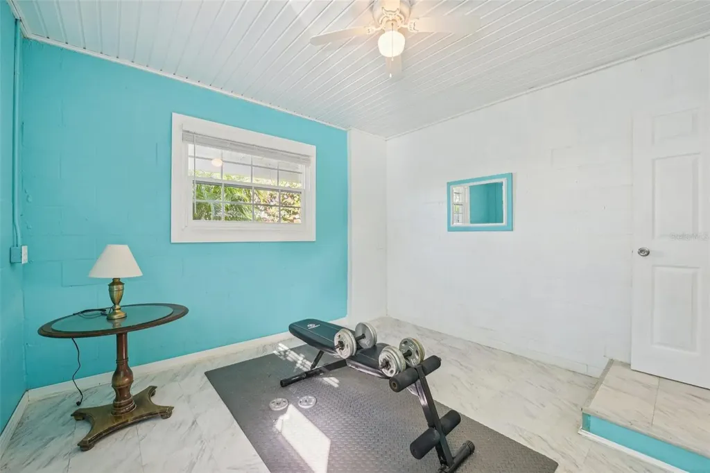 2908 Avenue C Holmes Beach FL 34217