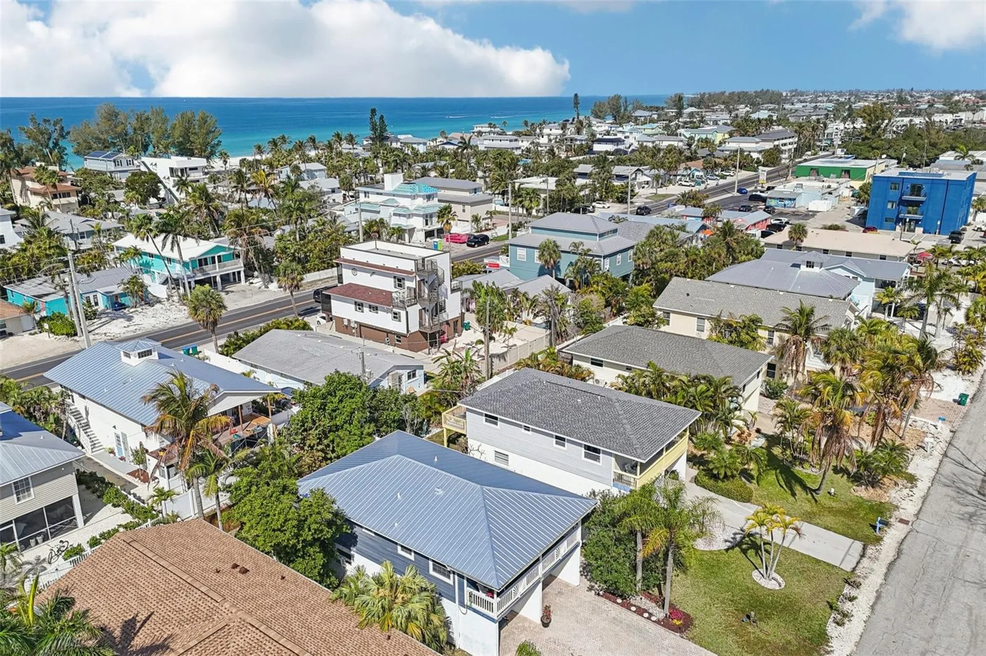 2908 Avenue C Holmes Beach FL 34217