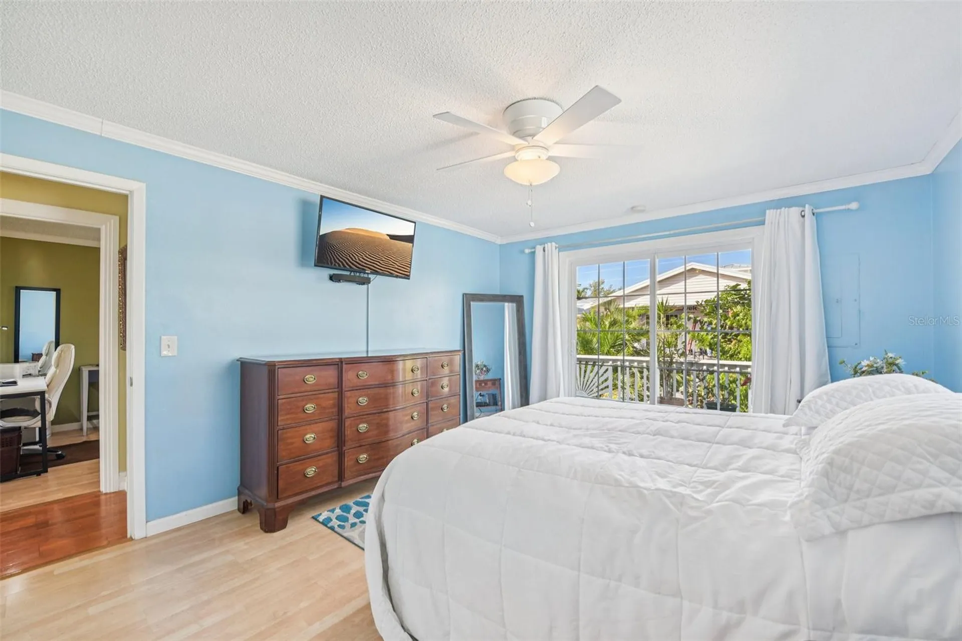 2908 Avenue C Holmes Beach FL 34217