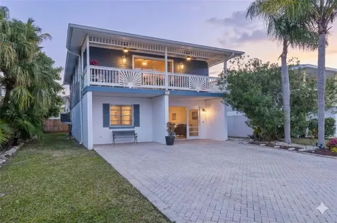 2908 Avenue C Holmes Beach FL 34217