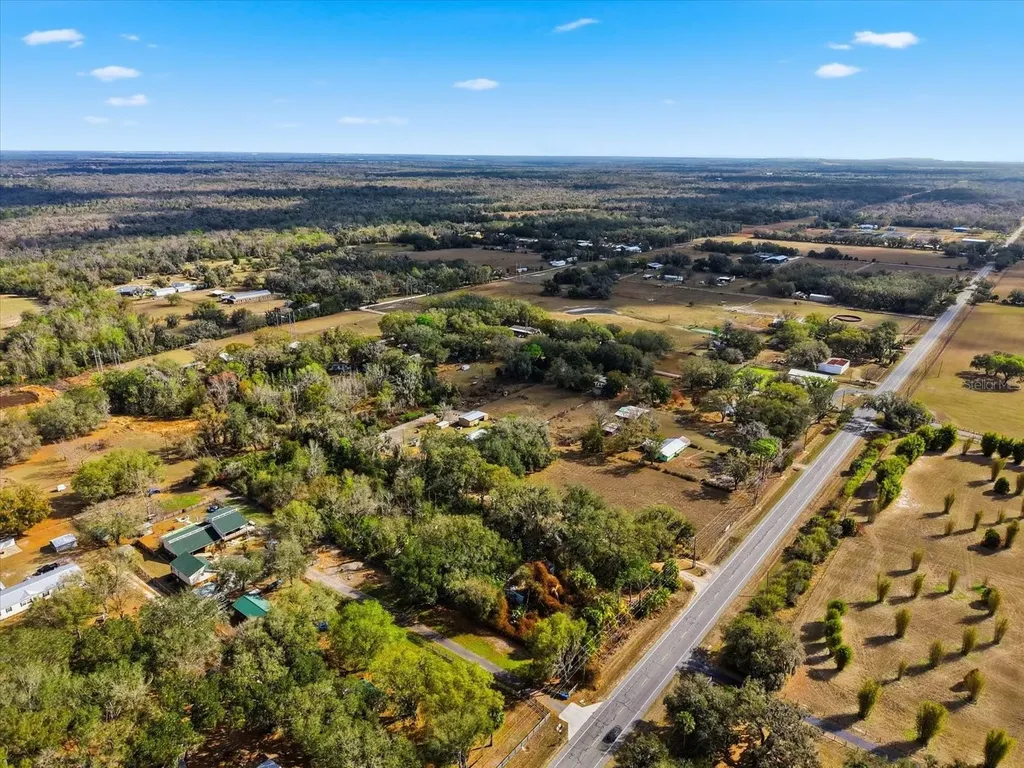 8529 Lithia Pinecrest Road Lithia FL 33547